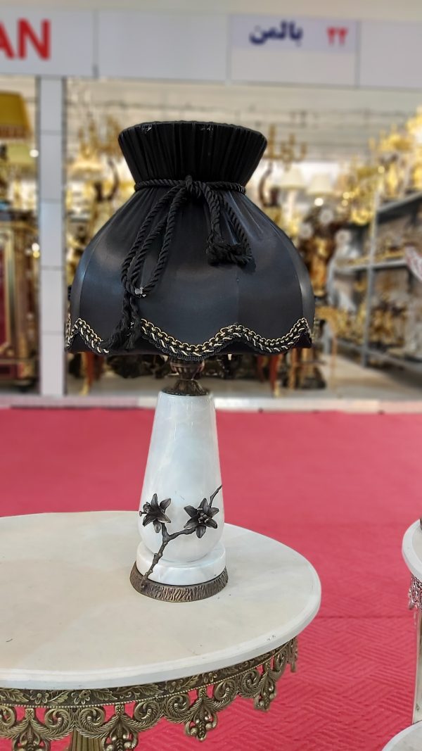 آباژور سنگی لیلیوم