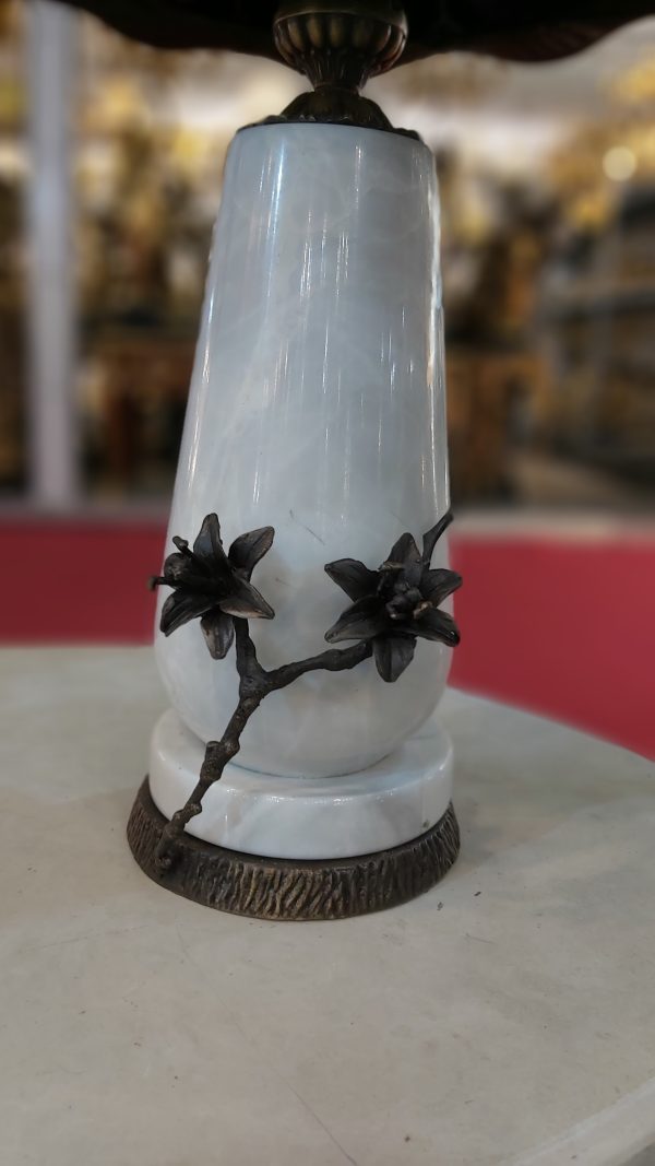 آباژور سنگی لیلیوم